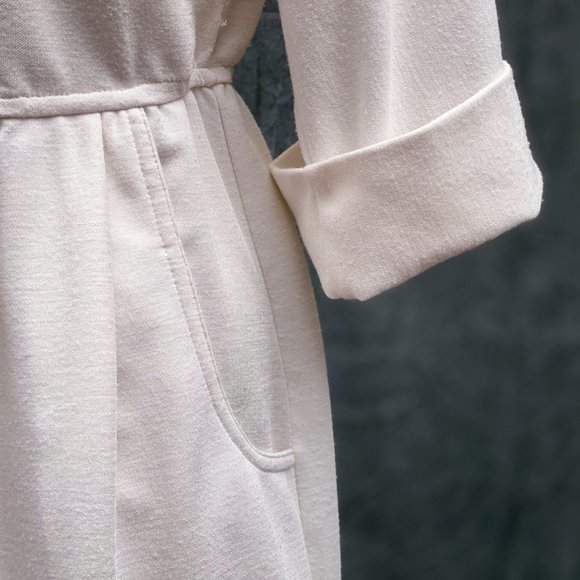 SOLD Vintage Casual Day Dress with Pockets - Picture 5 of 14